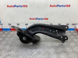 Рычаг продольный задний правый Toyota Camry 2019