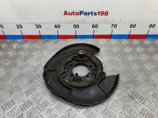 Щит опорный задний левый Toyota Camry 2010