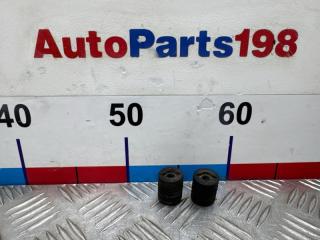 Запчасть отбойник капота Toyota Corolla 2009