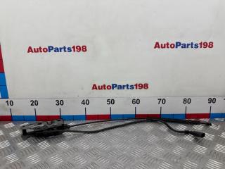Замок капота Volkswagen Tiguan 2009