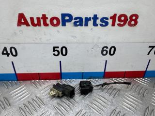 Запчасть датчик температуры Toyota Corolla 2010