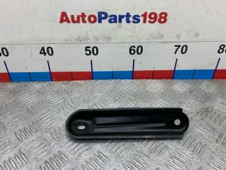 Фото запчасти кронштейн задний правый Toyota RAV4 2010 контрактная запчасть Запчасть кронштейн задний правый Toyota RAV4 2010