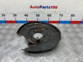 Щит опорный задний левый Toyota Camry 2011