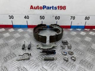 Запчасть ремкомплект стояночного тормоза правый Toyota Camry 1999