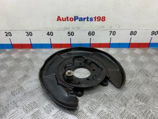 Щит опорный задний правый Toyota Camry 2014