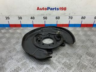 Щит опорный задний левый Toyota Camry 2011