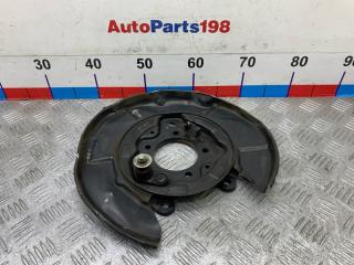 Щит опорный задний правый Toyota Camry 2011