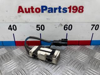 Запчасть резистор вентилятора Toyota Corolla 2010