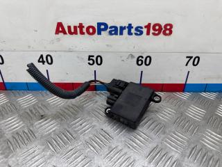 Запчасть блок управления вентилятором Toyota Corolla 2011