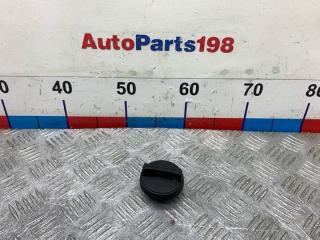 Запчасть крышка маслозаливной горловины Toyota Prius 2012