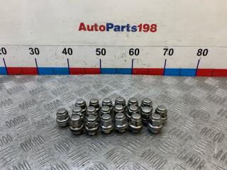 Запчасть гайка на колесо Toyota RAV4 2010