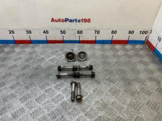 Запчасть болт подвески Toyota Camry 2010
