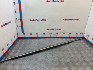 Молдинг стекла передний левый Toyota Camry 2010