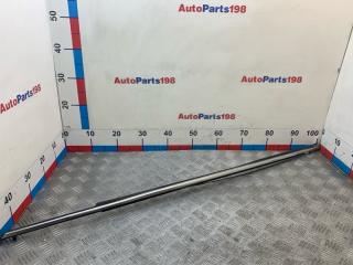 Молдинг стекла передний левый Toyota Camry 2008