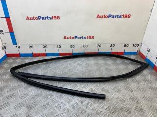 Запчасть уплотнитель стекла передний правый Toyota Camry 2008