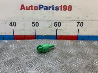 Запчасть датчик включения стопсигнала Toyota Land Cruiser Prado 2017