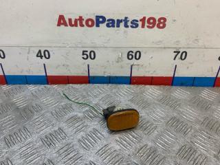 Фото запчасти повторитель на крыло Toyota Caldina 1996 контрактная запчасть Запчасть повторитель на крыло Toyota Caldina 1996