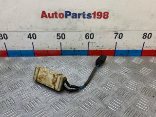 Запчасть резистор вентилятора Pontiac Vibe 2003