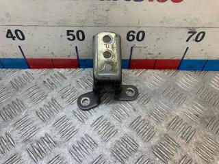 Запчасть петля двери верхняя передняя левая Toyota Camry 2010