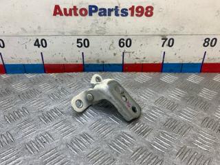 Запчасть петля двери верхняя передняя левая Toyota Camry 2014