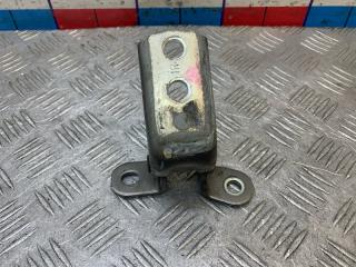 Запчасть петля двери верхняя передняя правая Toyota Corolla 2010