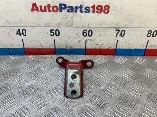 Запчасть петля двери верхняя задняя левая Toyota Camry 2014