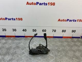 Замок капота Toyota Camry 2013