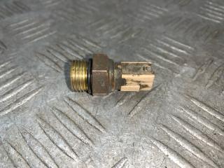 Запчасть датчик давления масла Toyota Land Cruiser 2001