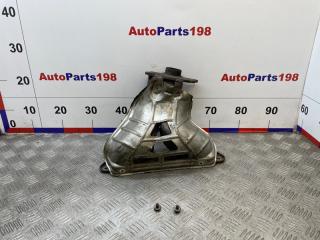 Фото запчасти коллектор выпускной Toyota Yaris 2004 контрактная запчасть Запчасть коллектор выпускной Toyota Yaris 2004
