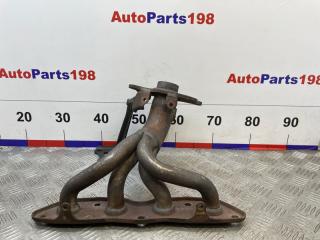 Фото запчасти коллектор выпускной Toyota Yaris 2004 контрактная запчасть Запчасть коллектор выпускной Toyota Yaris 2004