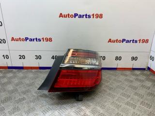 Фонарь наружный задний правый Toyota Camry 2016
