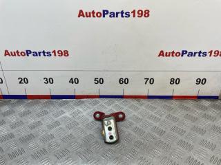 Запчасть петля двери верхняя передняя правая Pontiac Vibe 2004