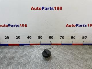 Запчасть крышка топливного бака Toyota Camry 2019