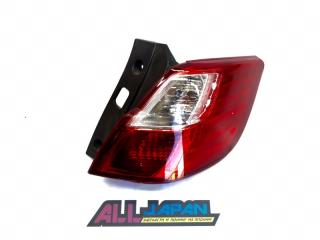 Фонарь задний правый Subaru Exiga 2012