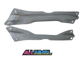 Распорка в крылья Subaru Impreza WRX STI 2003