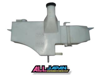 Фото запчасти бачок расширительный Nissan Fuga 2009 контрактная запчасть Запчасть бачок расширительный Nissan Fuga 2009