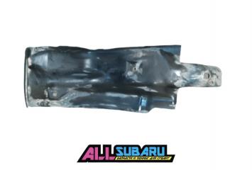Кожух топливной заливной горловины Subaru Impreza WRX STI 2003