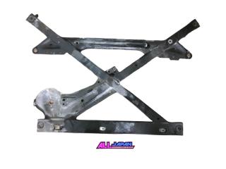 Запчасть распорка подрамника передняя Audi A5 2010