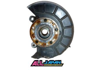 Запчасть кулак передний левый Audi A3 2005