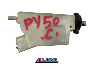 Фото запчасти замок лючка бензобака Nissan Fuga 2008 контрактная запчасть Запчасть замок лючка бензобака Nissan Fuga 2008