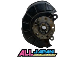 Запчасть кулак передний правый Volkswagen Golf 6 2012