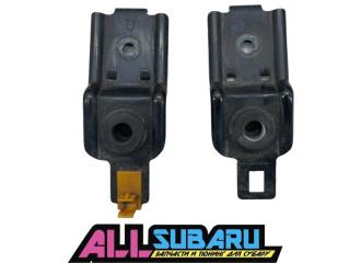 Комплект кронштейнов крепления радиатора Subaru Impreza  WRX STI 2001
