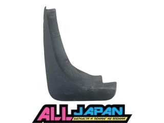 Запчасть брызговик задний левый Nissan Skyline Crossover 2012