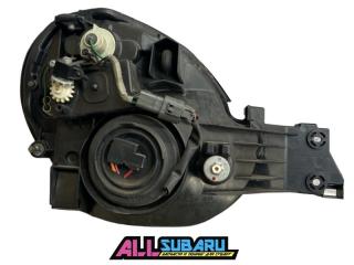 Фара передняя передняя Impreza 2000 - 2002 GG2 EJ152 Фара передняя передняя Impreza 2000 - 2002 GG2 EJ152
