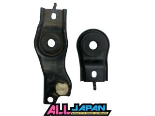 Запчасть комплект кронштейнов крепления радиатора Honda Accord 7 2002 - 2005