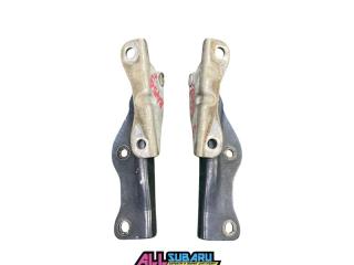 Петля капота Subaru Impreza  WRX STI 2000 - 2007