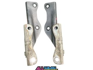 Петля капота Subaru Impreza  WRX STI 2000  - 2007