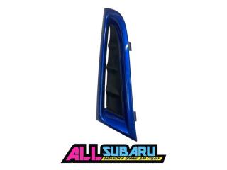 Накладка бампера правая Subaru 2007