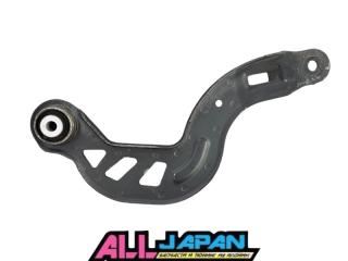 Запчасть рычаг подвески задний Mercedes-Benz A180 2013