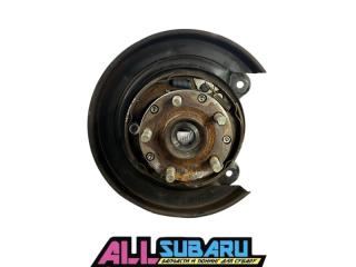 Кулак задний левый Subaru Forester 2000